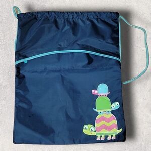 THIRTY-ONE NAVY BLUE TOPSY TURTLES CINCH SAC - NEW!